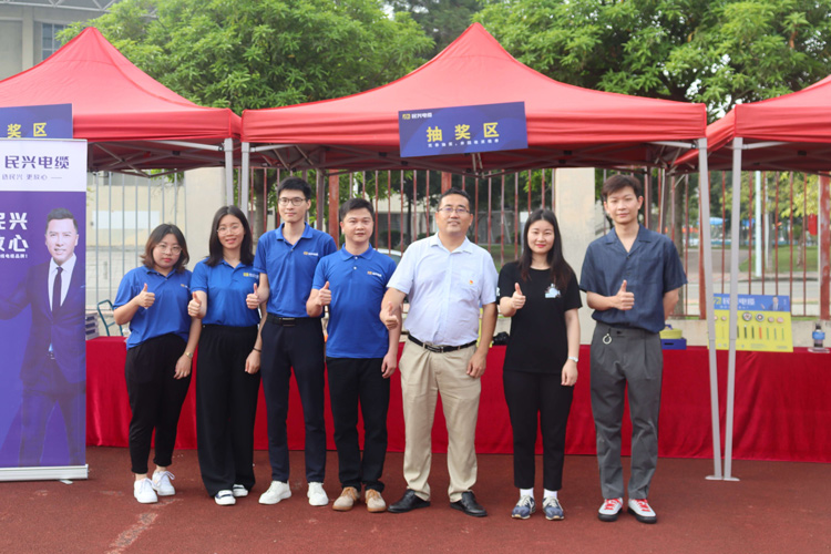 ����ǿ���й�ǿ��yl23455����һ��7��Ϊ���Ǽ���������